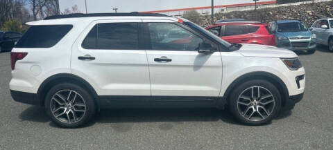 2018 Ford Explorer Sport