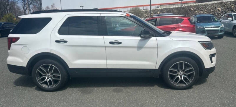 2018 Ford Explorer Sport