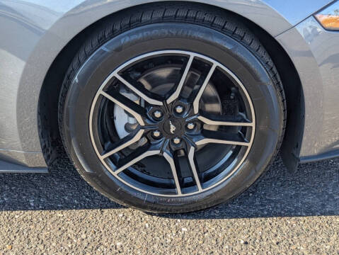 2023 Ford Mustang EcoBoost Premium