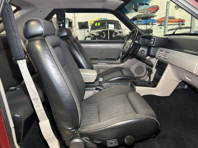 1990 Ford Mustang LX 5.0