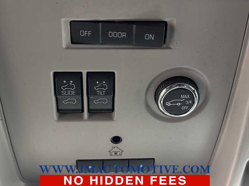 2017 GMC Yukon XL SLT