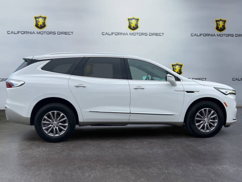 2023 Buick Enclave Essence