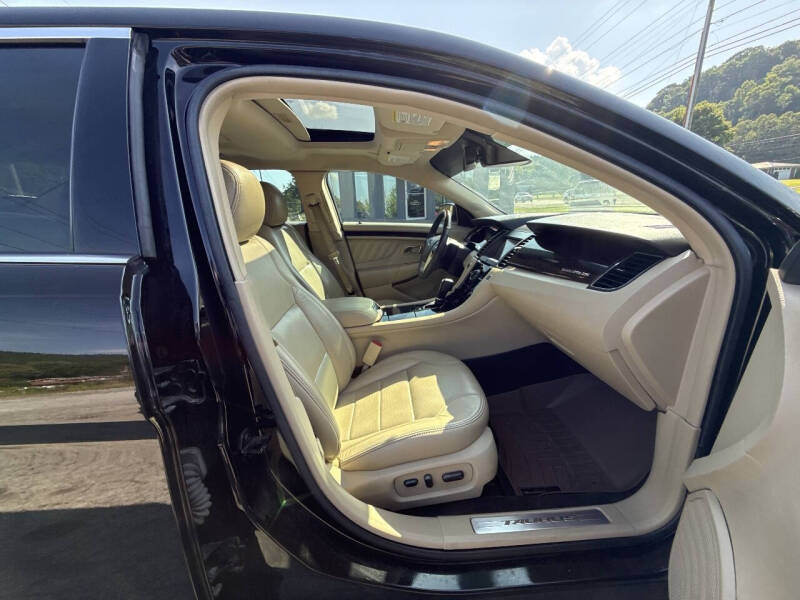 2018 Ford Taurus Limited