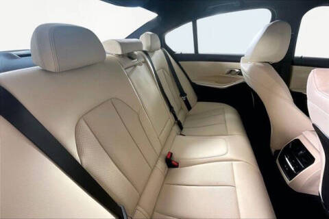 2025 BMW 3 Series 330i xDrive