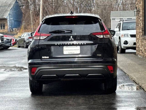 2022 Mitsubishi Eclipse Cross LE