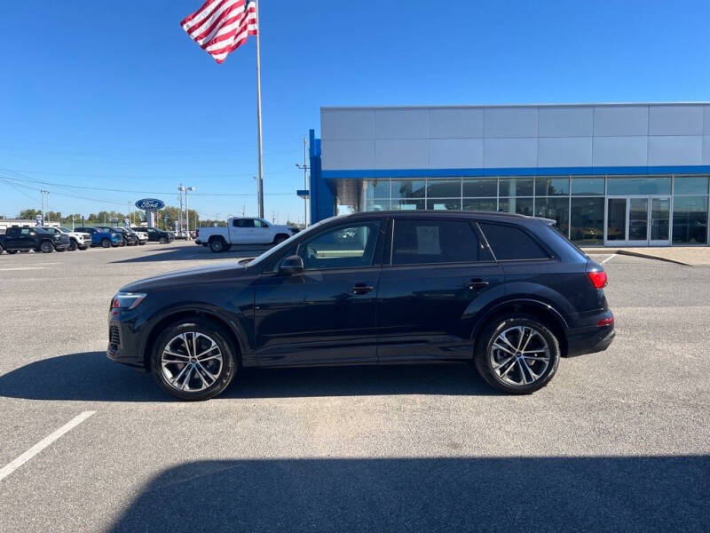 2025 Audi Q7 quattro Premium 45 TFSI