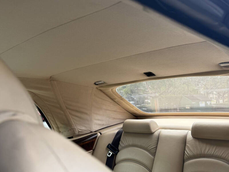 2000 Bentley Azure