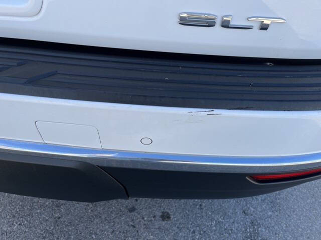 2022 GMC Yukon XL SLT