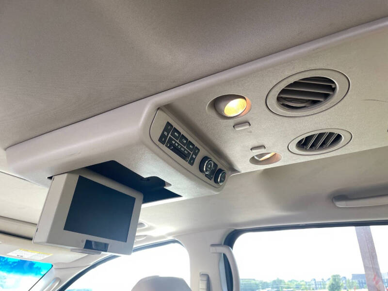 2011 Nissan Armada SL