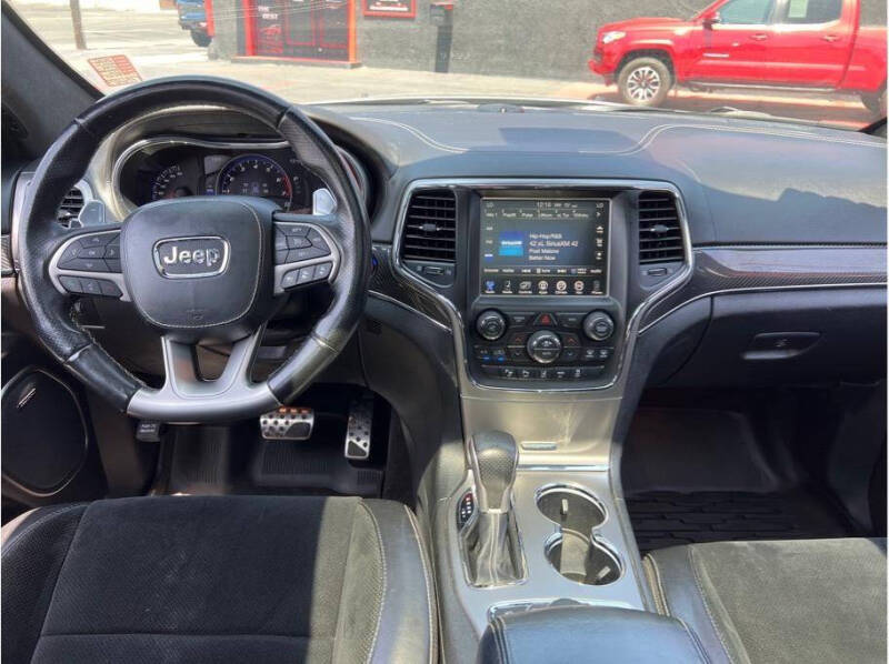 2017 Jeep Grand Cherokee SRT