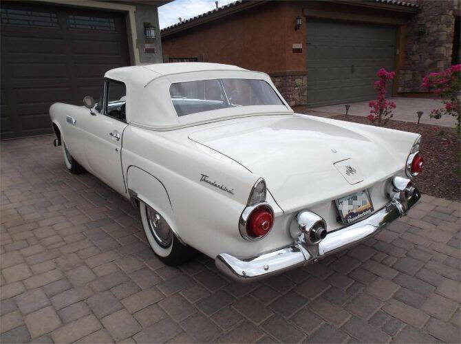 1955 Ford Thunderbird