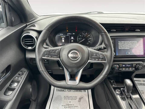 2024 Nissan Kicks SR