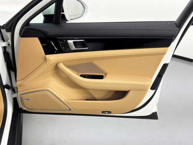 2021 Porsche Panamera 4S E-Hybrid