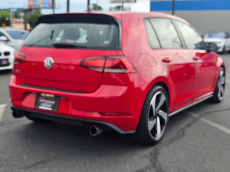 2018 Volkswagen Golf GTI S