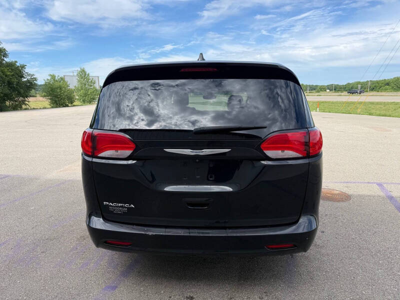 2017 Chrysler Pacifica Touring