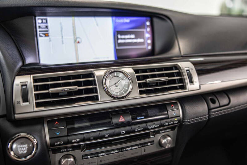 2017 Lexus LS 460