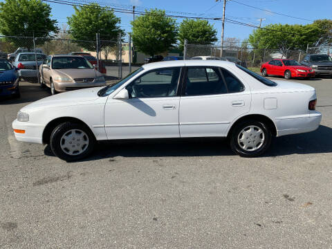 1994 Toyota Camry for sale at Mike's Auto Sales of Charlotte in Charlotte NC