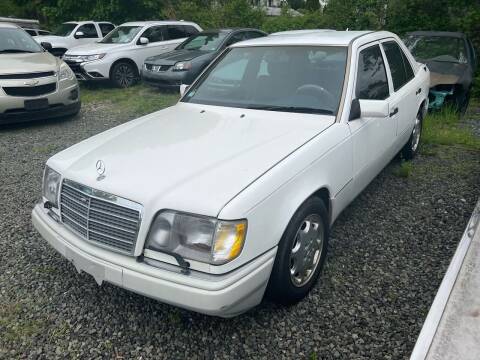 1995 Mercedes-Benz E-Class for sale at Pinnacle Automotive Group in Roselle NJ