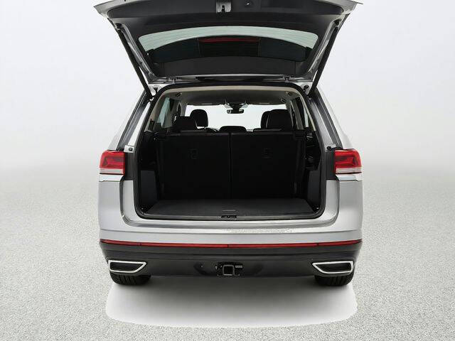 2025 Volkswagen Atlas SE