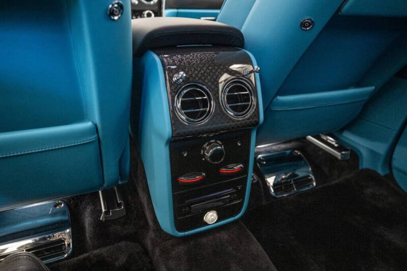 2024 Rolls-Royce Black Badge Cullinan