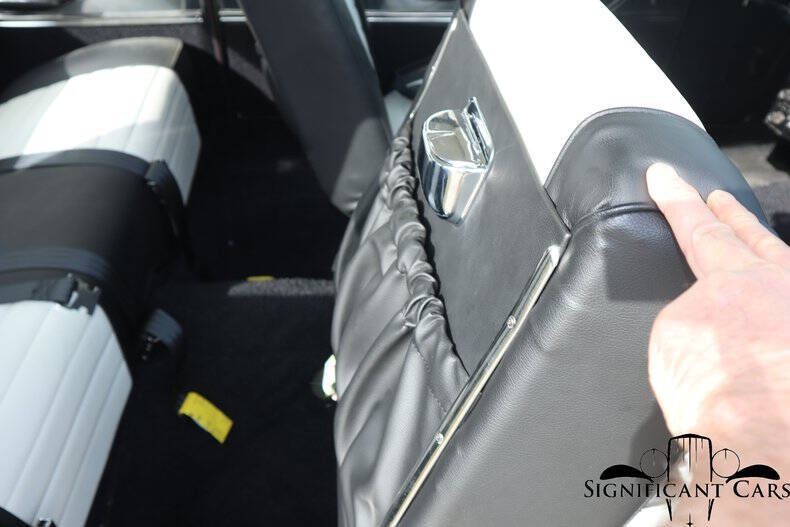 1962 Studebaker GT Hawk