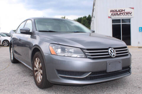 2013 Volkswagen Passat for sale at UpCountry Motors in Taylors SC