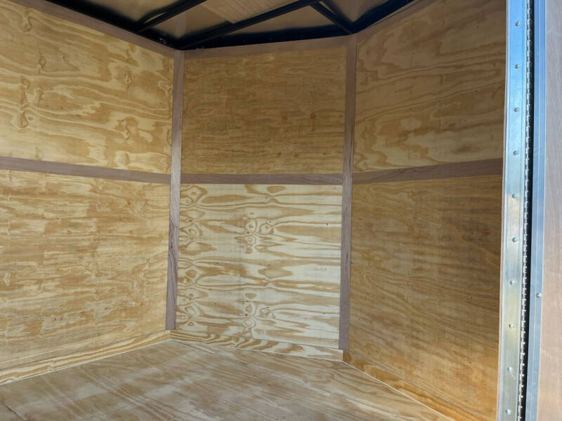 2024 Continental Cargo 8.5x32 Enclosed Trailer