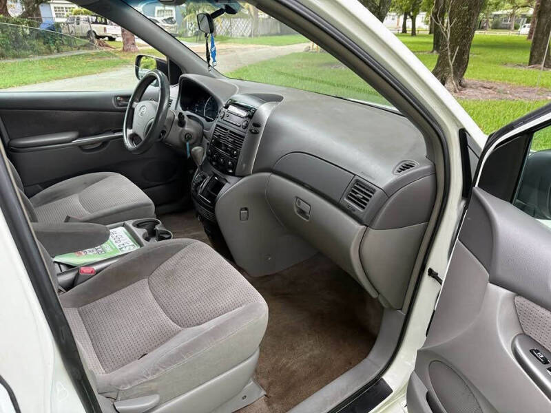 2006 Toyota Sienna CE 7 Passenger