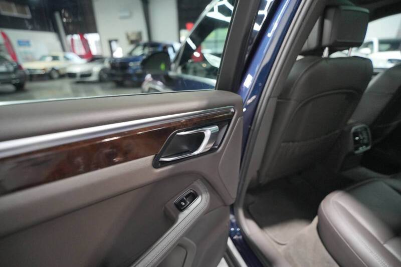 2016 Porsche Macan S