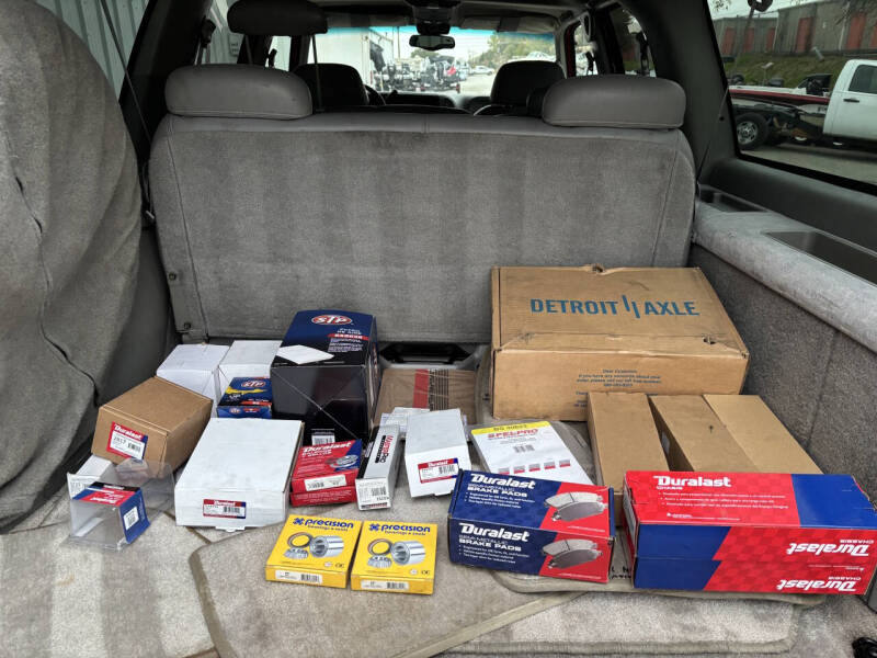 1999 Chevrolet Suburban C2500 LS