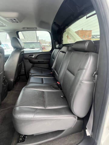 2013 Chevrolet Avalanche LTZ Black Diamond