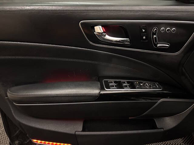 2015 Kia K900 Premium