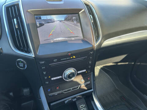 2019 Ford Edge Titanium