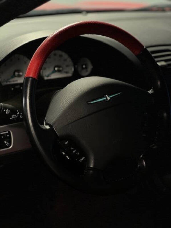 2005 Ford Thunderbird Deluxe