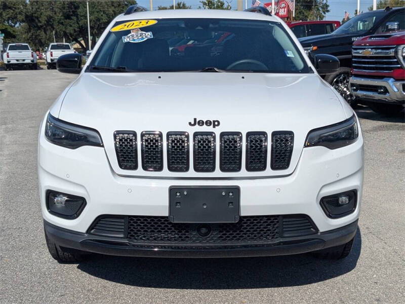 2023 Jeep Cherokee Altitude Lux