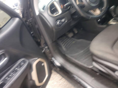 2016 Jeep Renegade Latitude 75th Anniversary