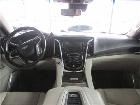 2020 Cadillac Escalade Premium Luxury