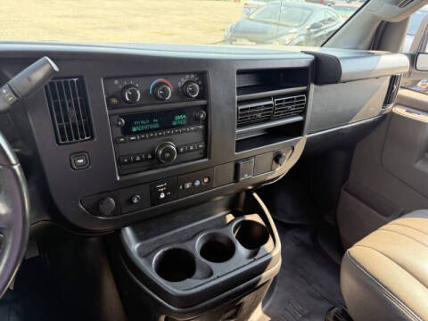 2023 GMC Savana 2500