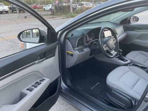 2018 Hyundai Elantra