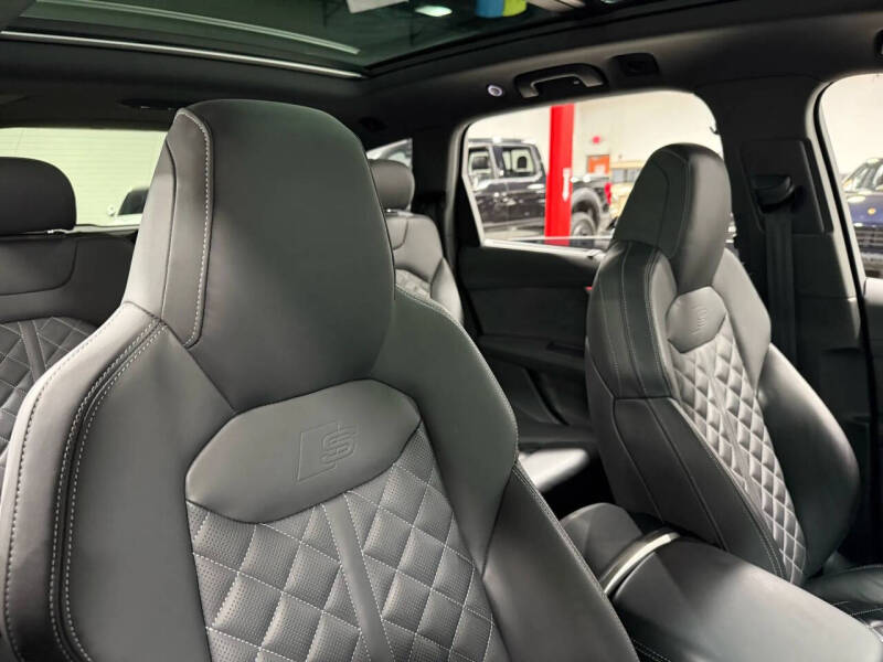 2024 Audi Q7 quattro Prestige 55 TFSI