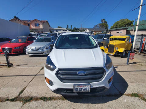 2019 Ford Escape S