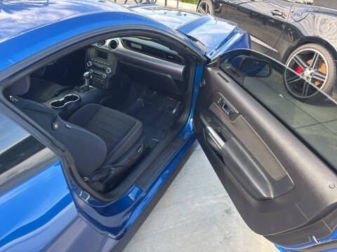 2017 Ford Mustang EcoBoost