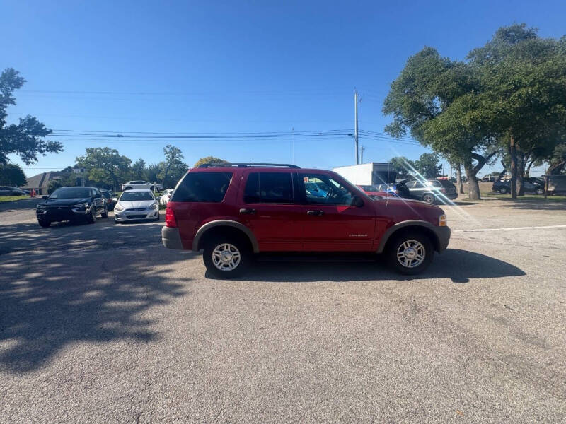 2002 Ford Explorer XLS