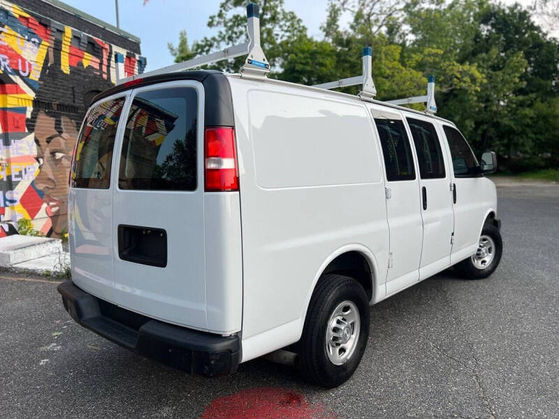 2018 Chevrolet Express 2500