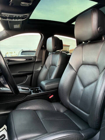 2018 Porsche Macan