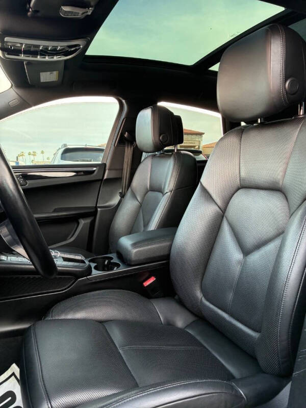 2018 Porsche Macan