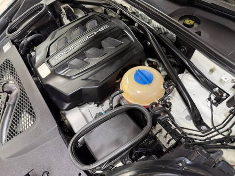 2017 Porsche Macan GTS