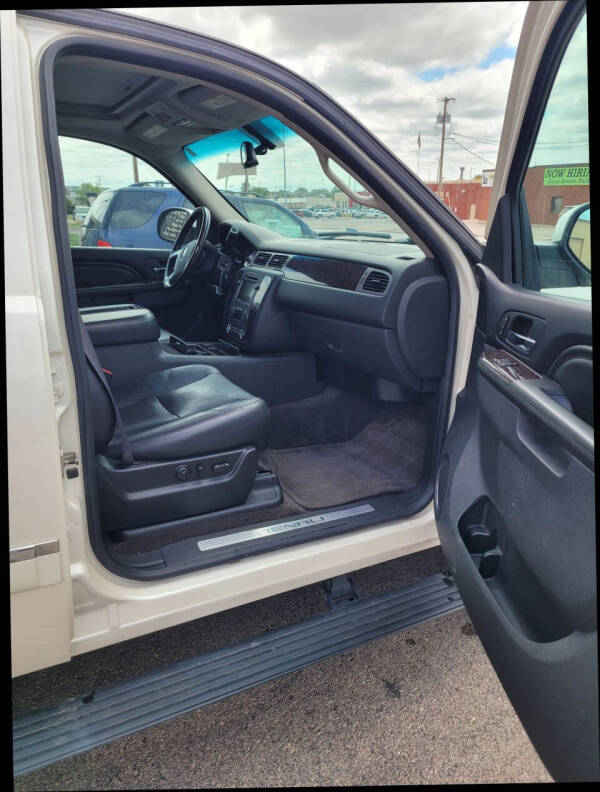 2011 GMC Yukon Denali
