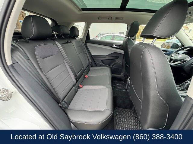 2023 Volkswagen Taos SE 4Motion