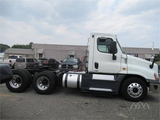 2014 Freightliner Cascadia